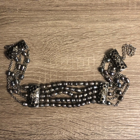 Black Pearl & Silver Choker - Picture 5 of 5